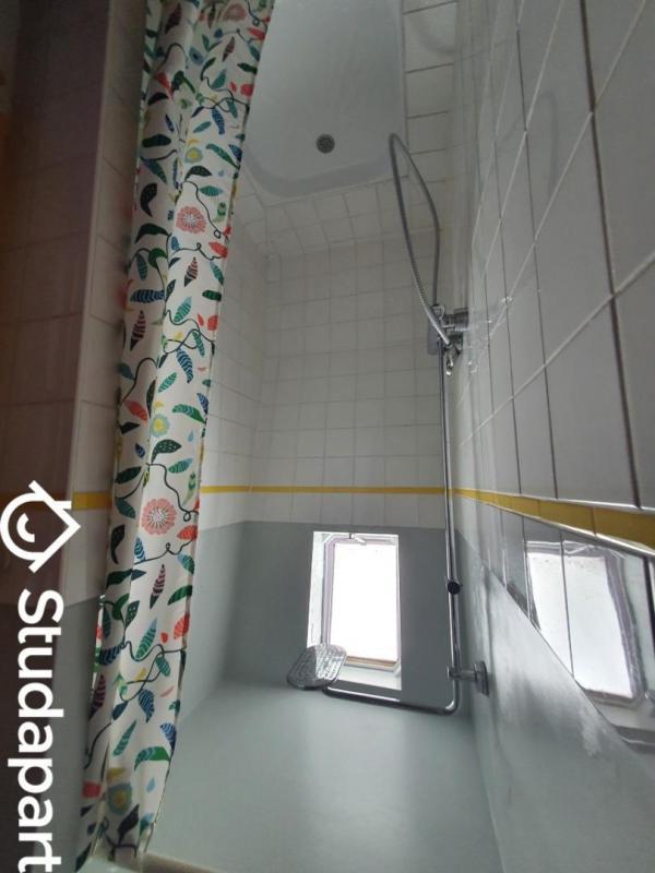 Chambre - 14 m² - 1 pièce