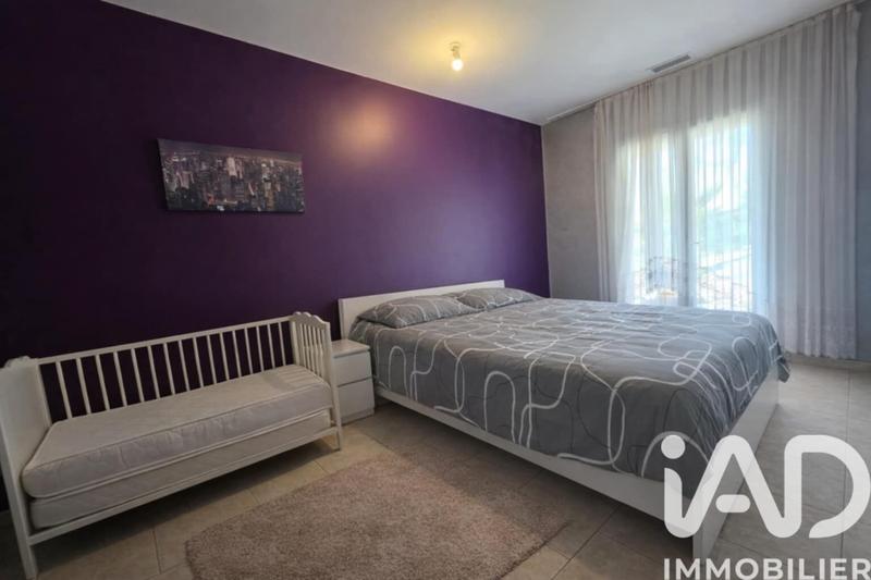 Maison - 219 m² - 6 pièces