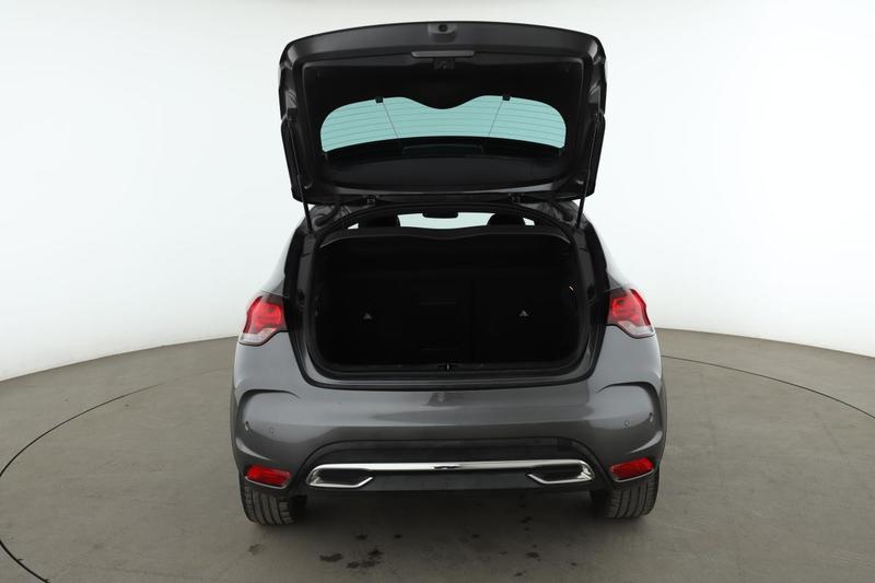 Ds Ds 4 Crossback 1.6 Blue-HDi Sport Chic Eat6 120 ch