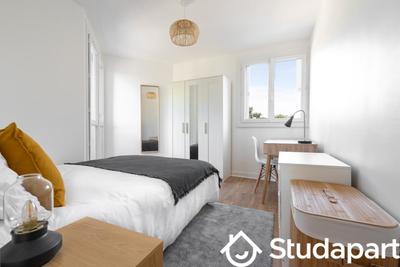 Chambre - 12 m² - 1 pièce