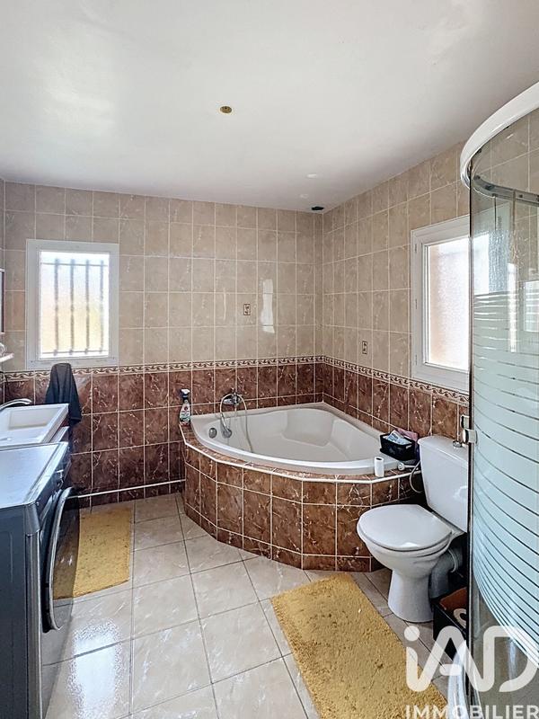 Maison - 98 m² - 4 pièces