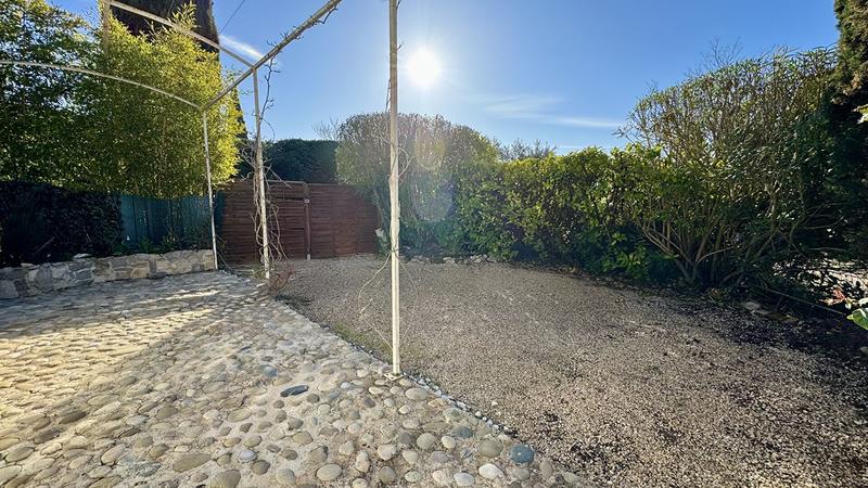 Appartement - 97 m² - 3 pièces