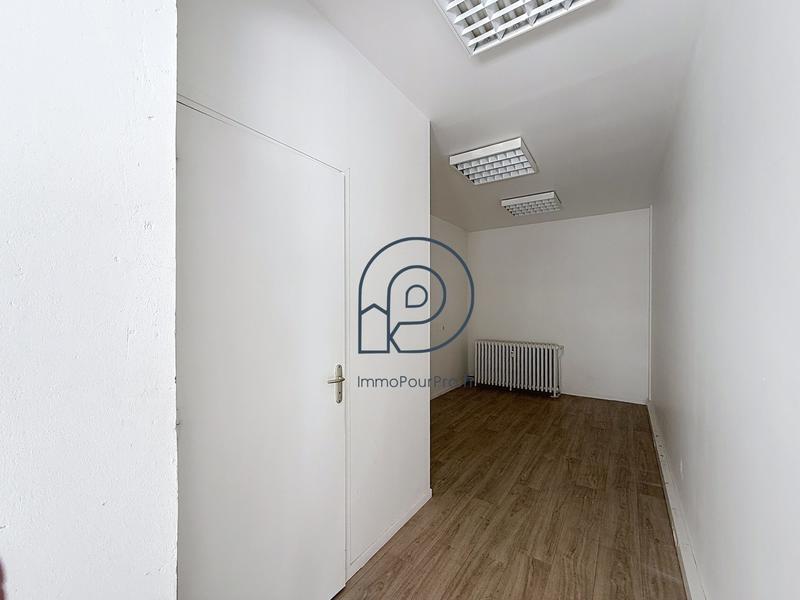 Local d'activités - 45 m²