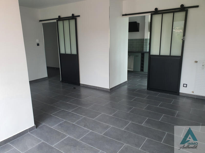 Appartement - 85 m² - 4 pièces