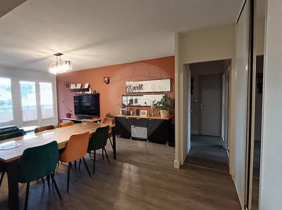 Appartement - 85 m² - 4 pièces