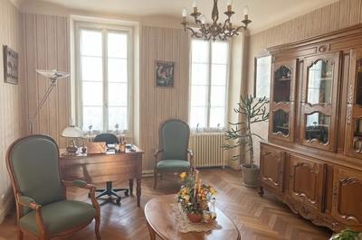 Maison - 309 m² - 8 pièces