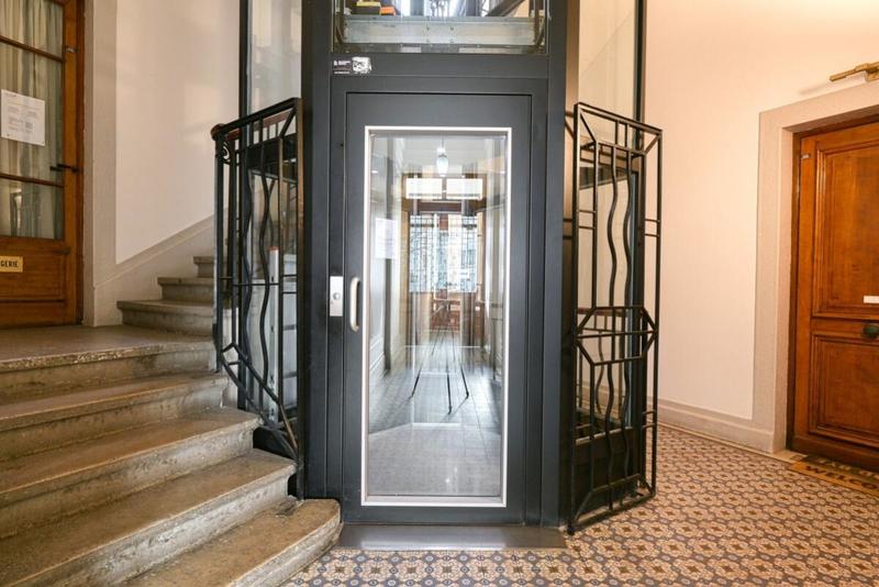 Appartement - 141 m² - 6 pièces