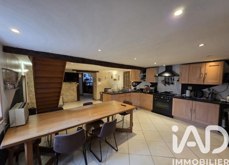 Maison - 190 m² - 5 pièces