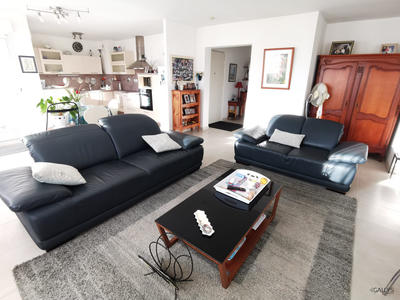 Appartement - 84 m² - 3 pièces