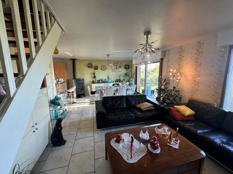 Maison - 83 m² - 4 pièces