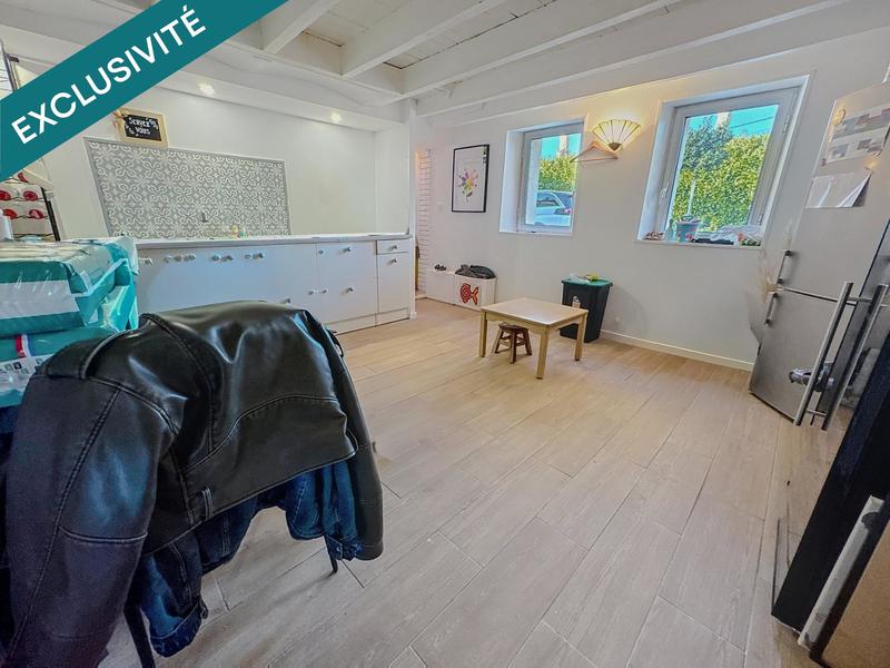 Maison - 246 m² - 7 pièces