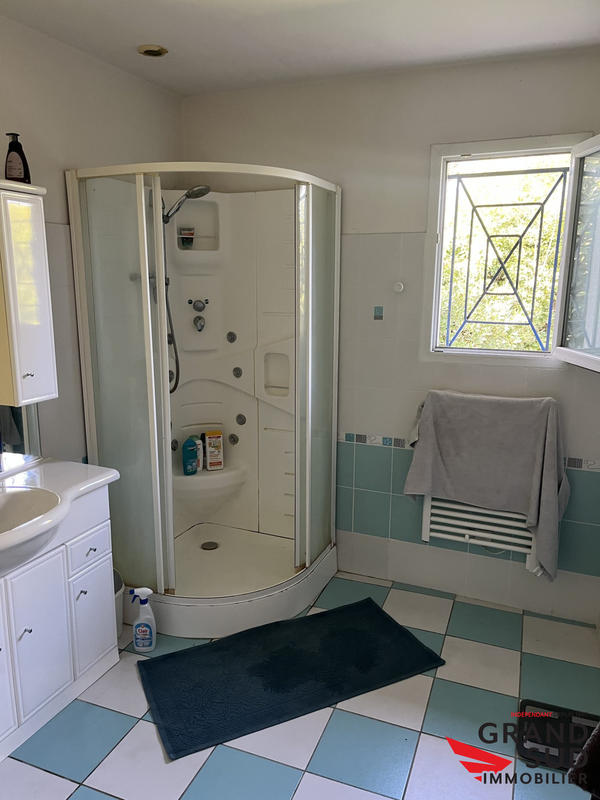 Maison - 136 m² - 5 pièces