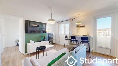 Chambre - 11 m² - 1 pièce