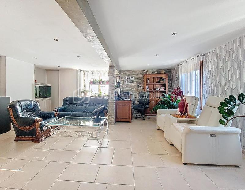 Maison en pierre - 149 m² - 6 pièces