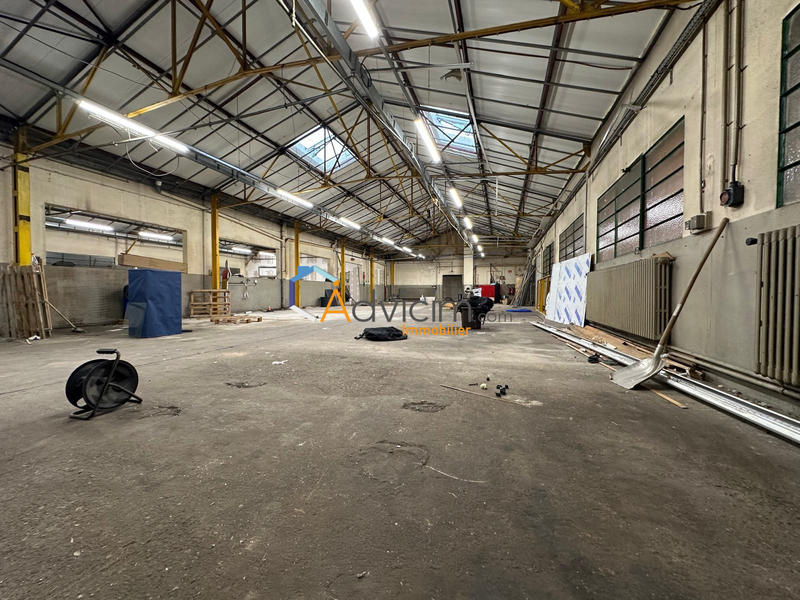 Entrepôt - 232 m²