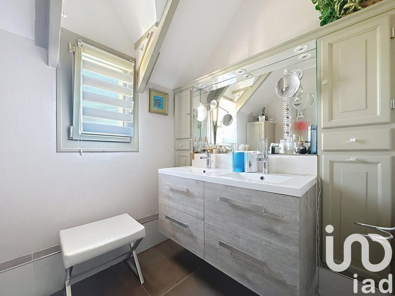 Maison de maîtres - 136 m² - 7 pièces