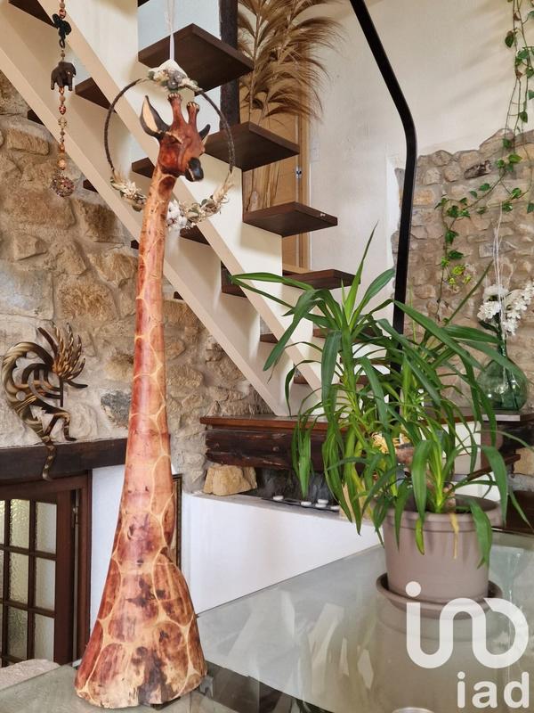 Maison - 327 m² - 9 pièces