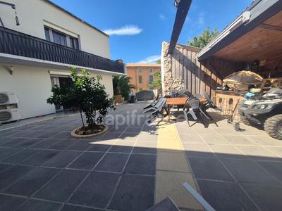 Maison de village - 257 m² - 8 pièces