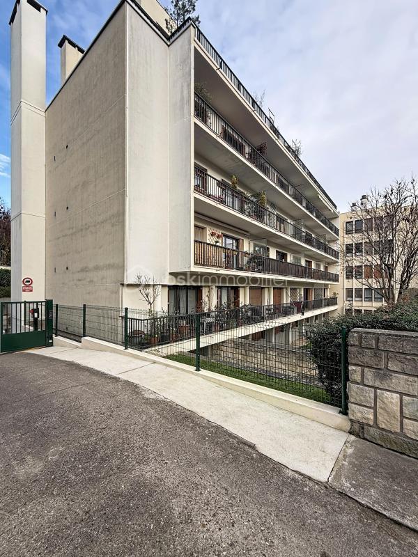 Appartement - 10 m² - 1 pièce