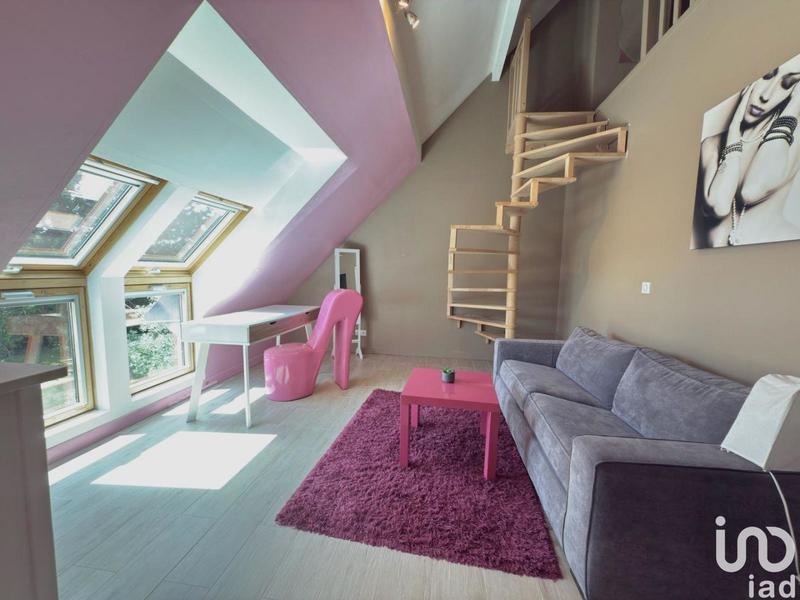 Maison - 304 m² - 5 pièces