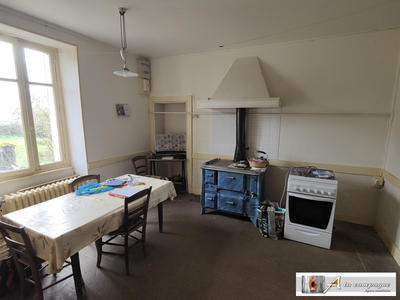 Maison ancienne - 150 m² - 9 pièces