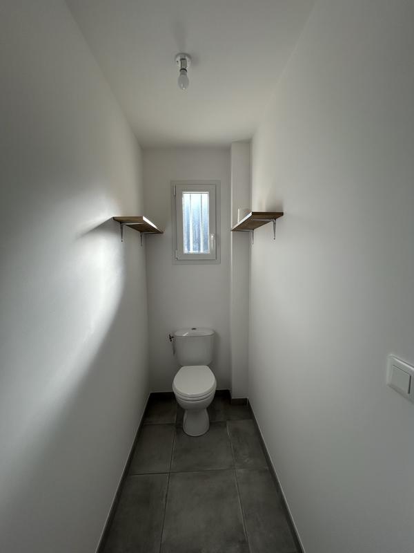 Maison - 92 m² - 4 pièces