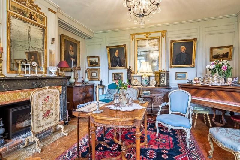 Manoir - 294 m² - 8 pièces