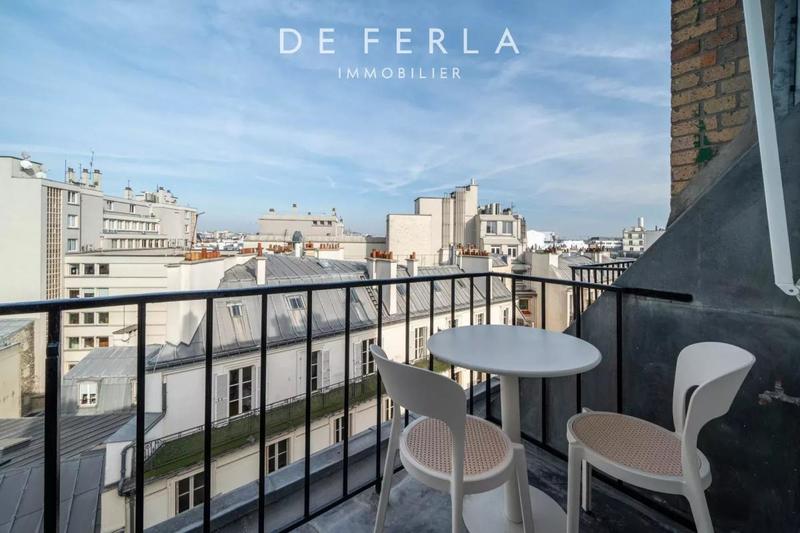 Loft - 320 m² - 8 pièces