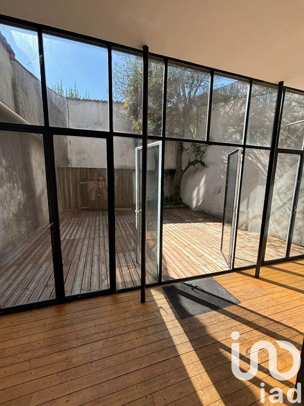 Appartement - 98 m² - 2 pièces