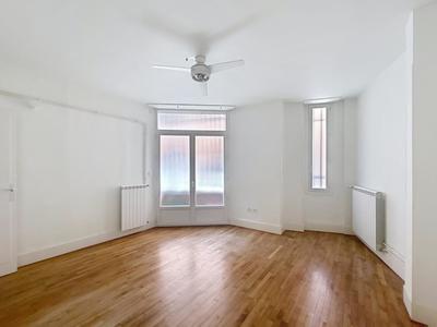 Local d'activité / Entrepôt - 90 m²