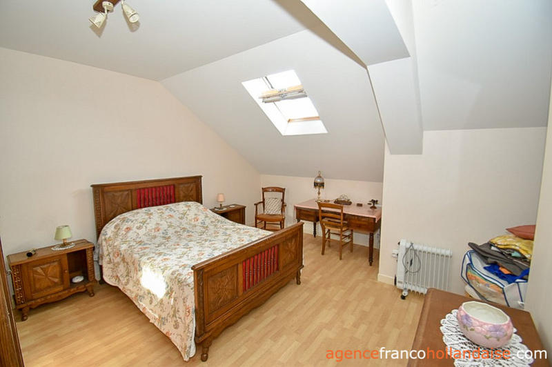 Maison en pierre - 97 m² - 6 pièces