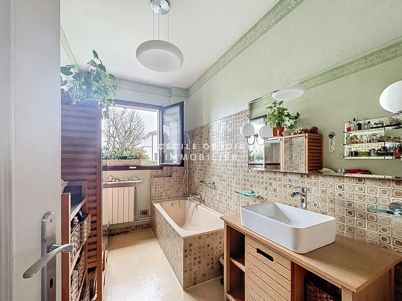 Maison - 128 m² - 6 pièces