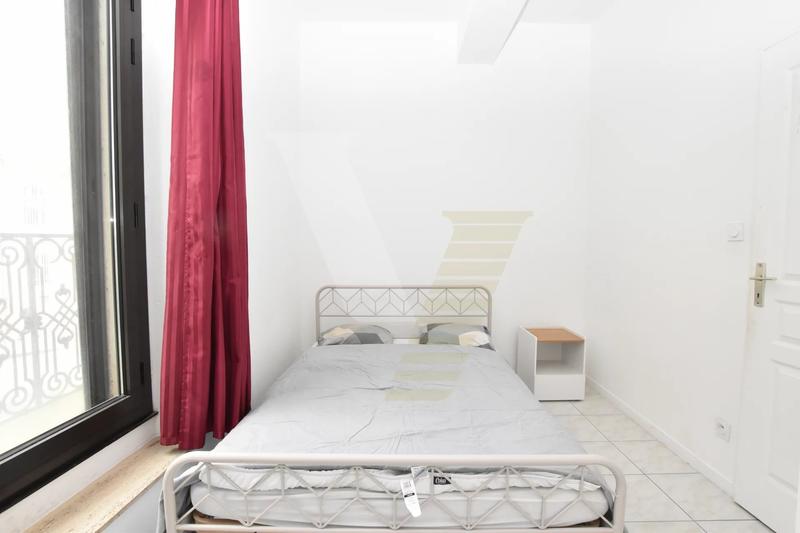 Immeuble - 125 m² - 8 pièces