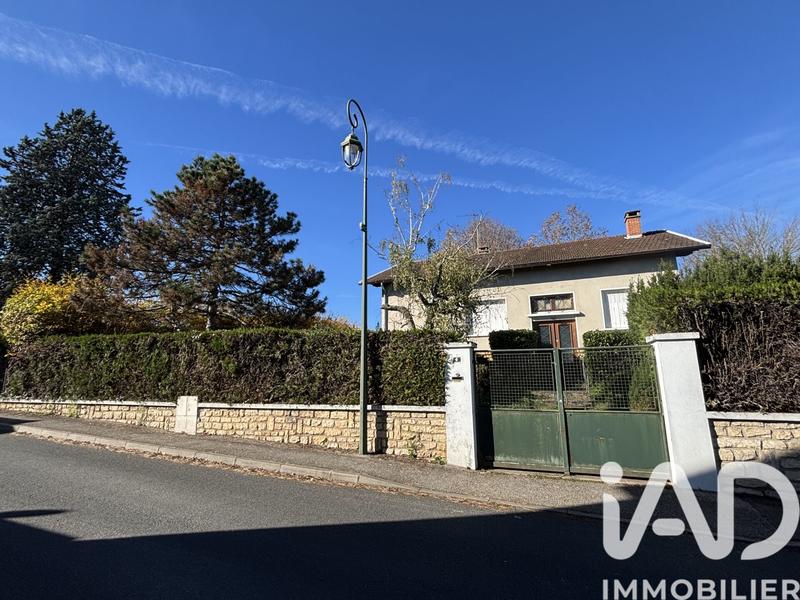 Maison de maîtres - 260 m² - 7 pièces