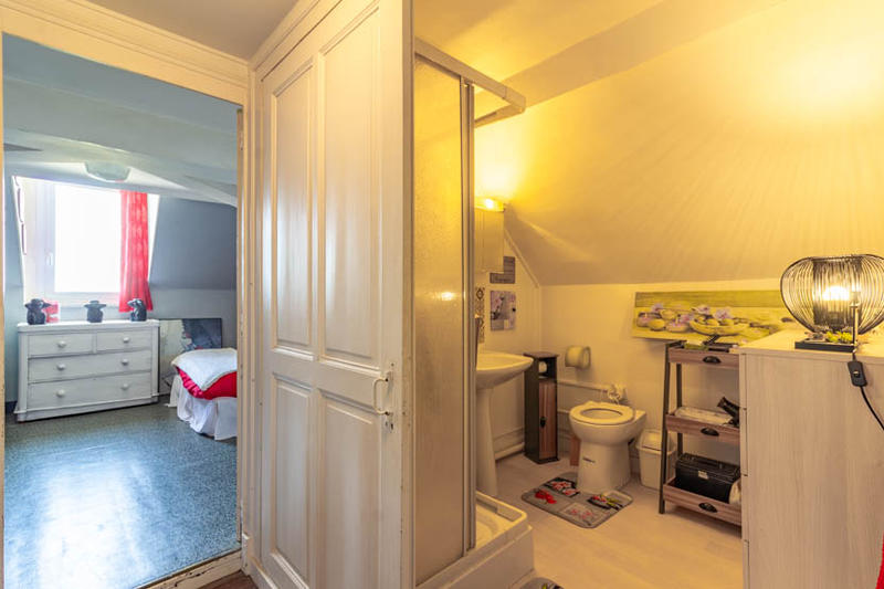 Maison - 150 m² - 7 pièces