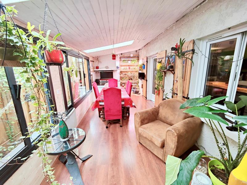 Maison - 191 m² - 6 pièces