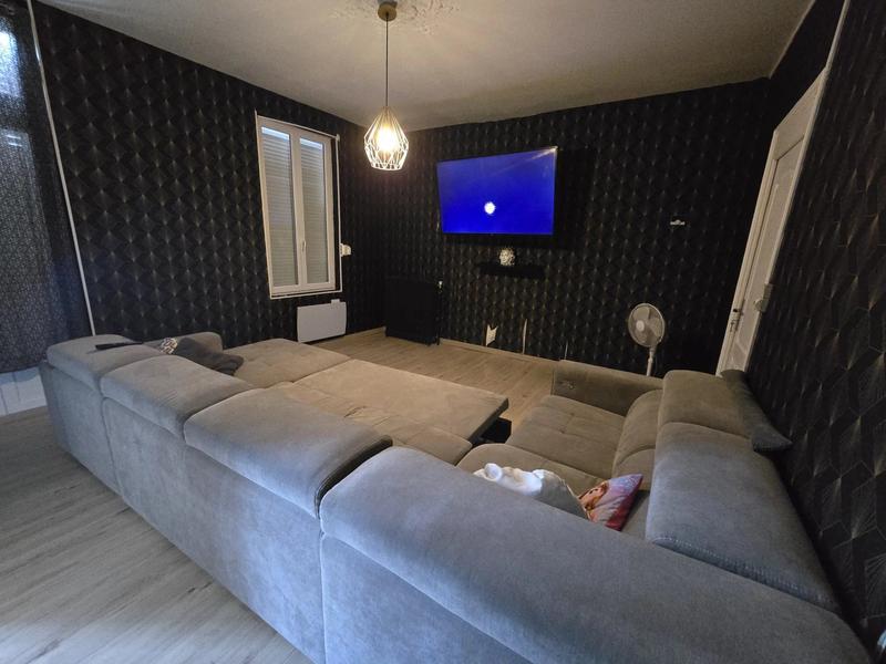 Maison - 270 m² - 9 pièces