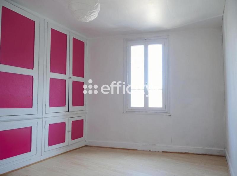 Maison - 209 m² - 10 pièces