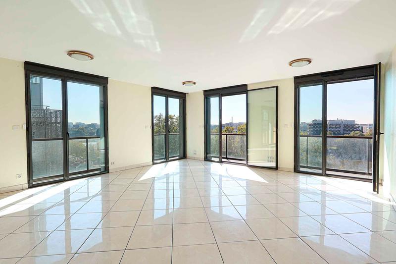 Appartement - 83 m² - 3 pièces