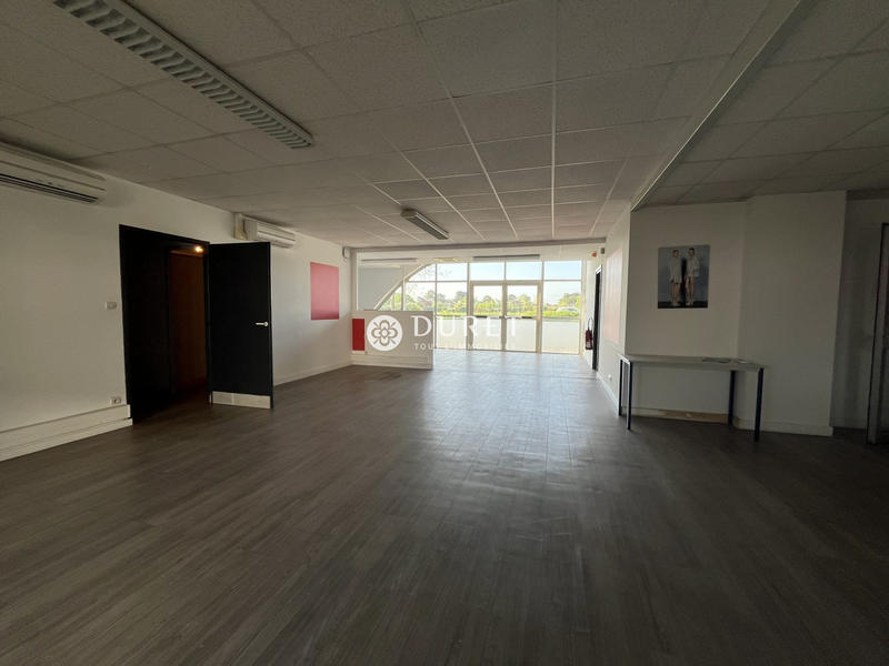 Local d'activités - 460 m²