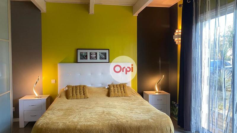 Demeure - 200 m² - 5 pièces