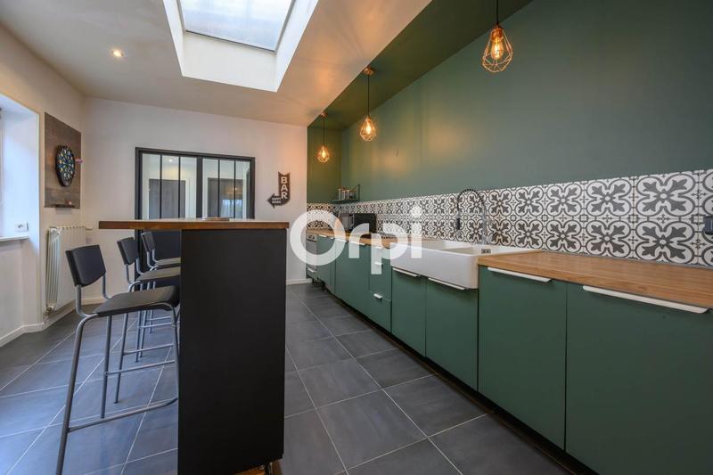 Maison - 170 m² - 6 pièces