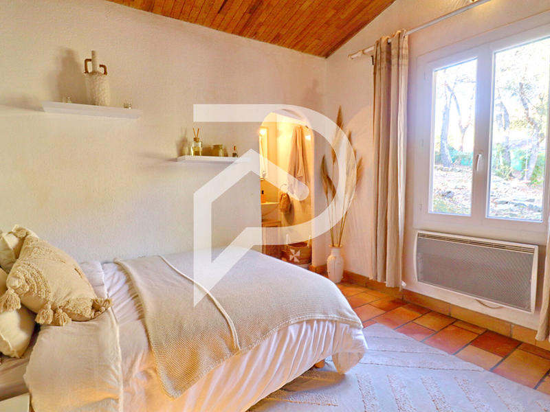 Villa - 167 m² - 6 pièces