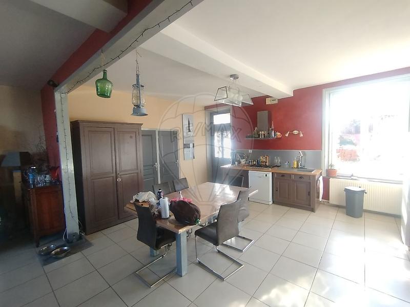 Maison en pierre - 196 m² - 5 pièces
