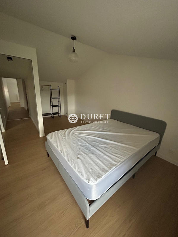 Maison - 127 m² - 10 pièces