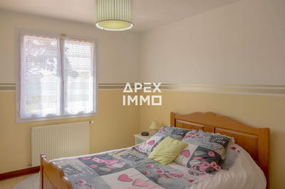 Maison - 135 m² - 6 pièces