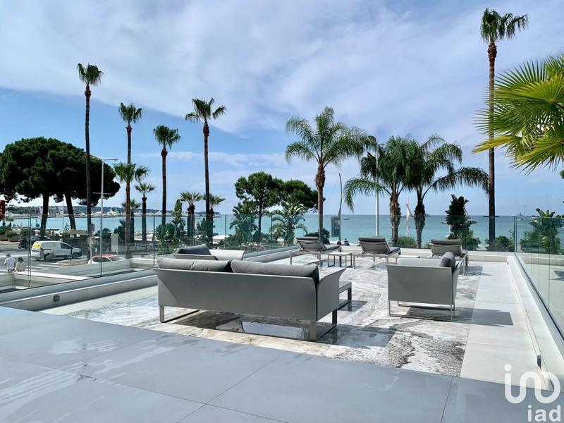 Appartement - 220 m² - 4 pièces