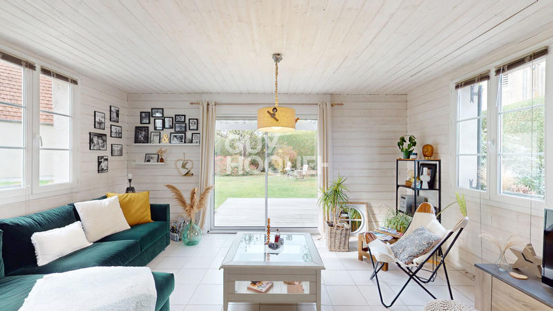 Maison - 95 m² - 5 pièces