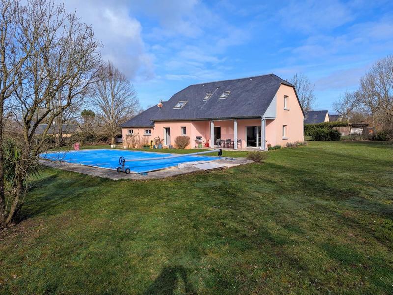 Maison - 135 m² - 5 pièces