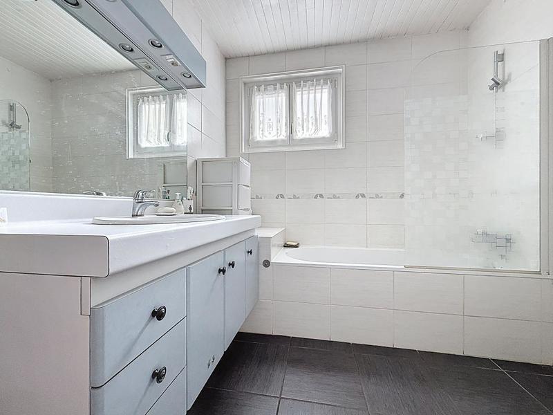 Maison - 108 m² - 4 pièces